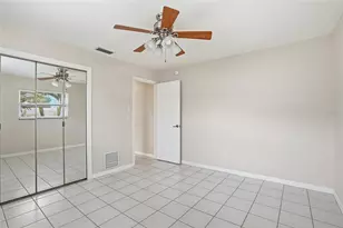 14161 Hetrick Cir N, Largo, FL 33774 - Photo 33