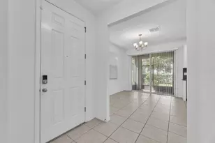 5741 Spotted Harrier Wy, Lithia, FL 33547 - Photo 11