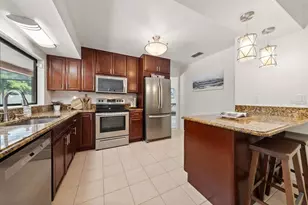 3171 Oak View Dr, Palm Harbor, FL 34684 - Photo 5