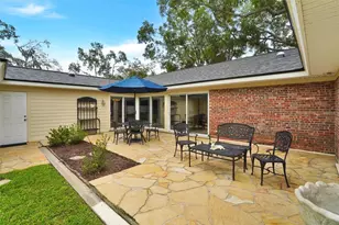 11816 Lipsey Rd, Tampa, FL 33618 - Photo 37