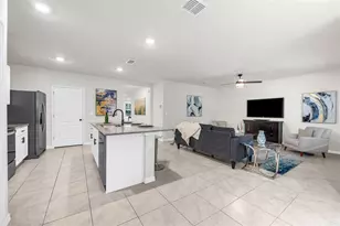 505 Lady Irelyn Ct, Deland, FL 32724 - Photo 3