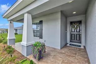 7056 Gideon Cir, Zephyrhills, FL 33541 - Photo 3