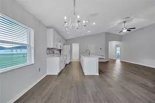 7056 Gideon Cir, Zephyrhills, FL 33541 - Photo 11