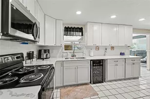13714 Allyn Dr, Hudson, FL 34667 - Photo 7