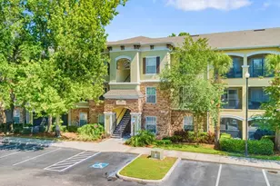 10211 Courtney Palms, Tampa, FL 33619 - Photo 7