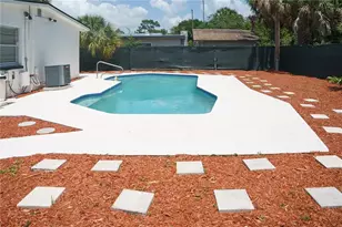 6552 S West Shore Circle, Tampa, FL 33616 - Photo 41