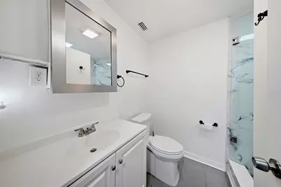 1565 Connecticut Avenue NE, Saint Petersburg, FL 33703 - Photo 23