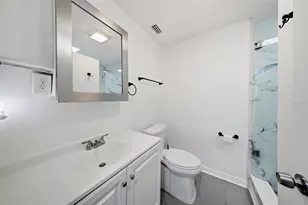 1565 Connecticut Ave NE, Saint Petersburg, FL 33703 - Photo 23