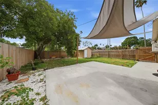 1565 Connecticut Ave NE, Saint Petersburg, FL 33703 - Photo 37