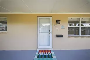 1565 Connecticut Ave NE, Saint Petersburg, FL 33703 - Photo 3