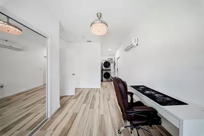 1565 Connecticut Avenue NE, Saint Petersburg, FL 33703 - Photo 19