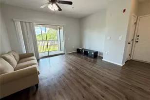 13115 Sanctuary Cove Dr, Tampa, FL 33637 - Photo 7