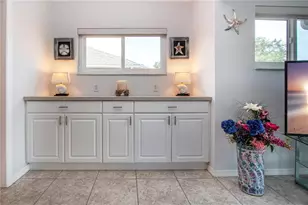 2042 Prestancia Ln, Sun City Center, FL 33573 - Photo 21