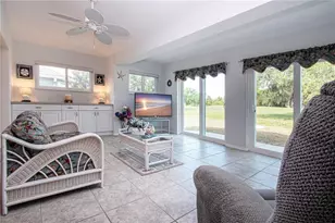 2042 Prestancia Ln, Sun City Center, FL 33573 - Photo 19
