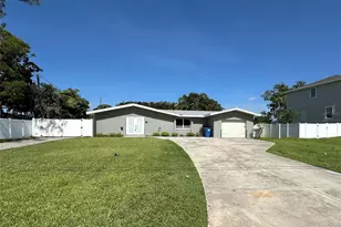 5316 Venetian Blvd NE, Saint Petersburg, FL 33703 - Photo 1