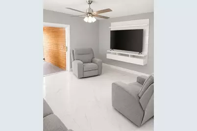 5124 Springwood Drive, Tampa, FL 33624 - Photo 3