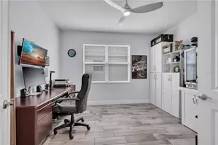 4844 Avila Lakes Dr, Wimauma, FL 33598 - Photo 17