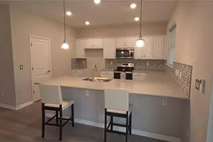 8019 Artisan Cir, Seminole, FL 33777 - Photo 9