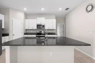 6823 King Crk Dr, Sun City Center, FL 33573 - Photo 9