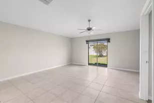 6823 King Crk Dr, Sun City Center, FL 33573 - Photo 5