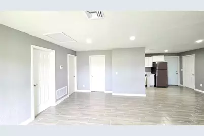 801 NW 5th Street, Mulberry, FL 33860 - Photo 13