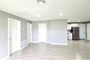 801 NW 5th St, Mulberry, FL 33860 - Photo 13