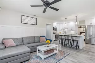 3044 55th St N, Saint Petersburg, FL 33710 - Photo 5