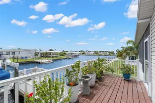 124 Americana Ct NE, Saint Petersburg, FL 33702 - Photo 7