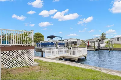 124 Americana Court NE #214, Saint Petersburg, FL 33702 - Photo 5