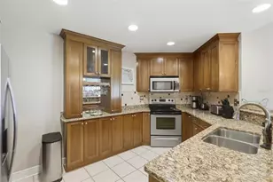 6020 Bahia Del Mar Cir, Saint Petersburg, FL 33715 - Photo 11