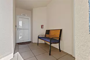 960 Starkey Rd, Largo, FL 33771 - Photo 3