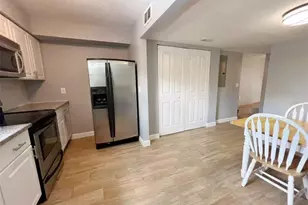 14402 Reuter Strasse Cir, Tampa, FL 33613 - Photo 3