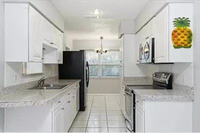 15005 Monet Drive, Tampa, FL 33613 - Photo 7