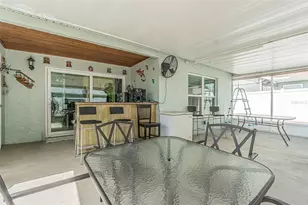7601 Limebury Ct, Tampa, FL 33625 - Photo 17