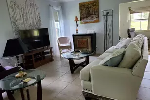 1237 Corinth Greens Dr, Sun City Center, FL 33573 - Photo 7