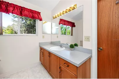 2566 W Brook Lane, Clearwater, FL 33761 - Photo 21