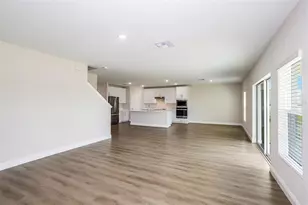 31681 Bienville Ln, Wesley Chapel, FL 33545 - Photo 13