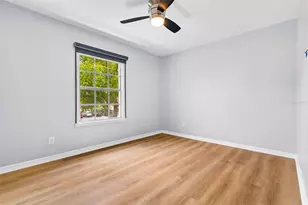 5052 Starfish Dr SE, Saint Petersburg, FL 33705 - Photo 15