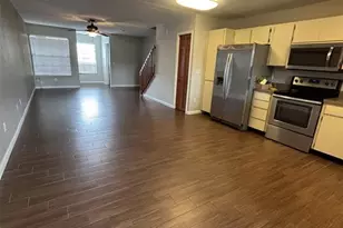 12710 Raeburn Way, Tampa, FL 33624 - Photo 3