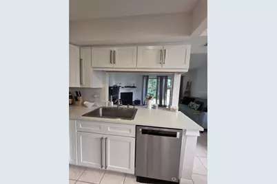 16638 Brigadoon Drive, Tampa, FL 33618 - Photo 7