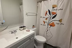 16638 Brigadoon Dr, Tampa, FL 33618 - Photo 21