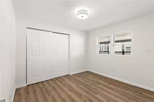 6852 Mount Quincy Dr NE, Saint Petersburg, FL 33702 - Photo 23