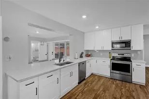 1306 30th St W, Bradenton, FL 34205 - Photo 13