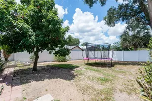 503 Hedge Row Rd, Brandon, FL 33510 - Photo 35