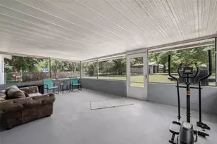 126 S St Cloud Ave, Valrico, FL 33594 - Photo 25