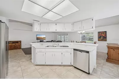 126 S Saint Cloud Avenue, Valrico, FL 33594 - Photo 13