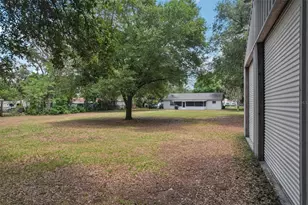126 S St Cloud Ave, Valrico, FL 33594 - Photo 31