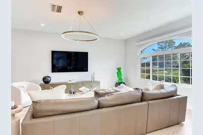 6302 Vista Verde Drive E, Saint Petersburg, FL 33707 - Photo 19