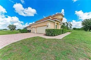 5605 Lake Paddock Cir, Parrish, FL 34219 - Photo 5