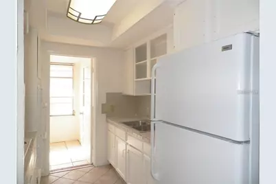 911 Washington Avenue #304, Largo, FL 33770 - Photo 9